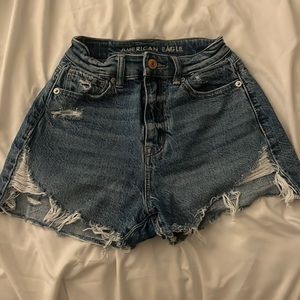 AMERICAN EAGLE JEAN SHORTS SIZE 000